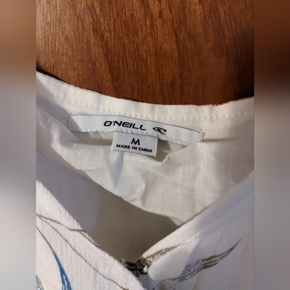 O'Neill Floral Print Wrap Dress-Medium-NWOT - Picture 3 of 4